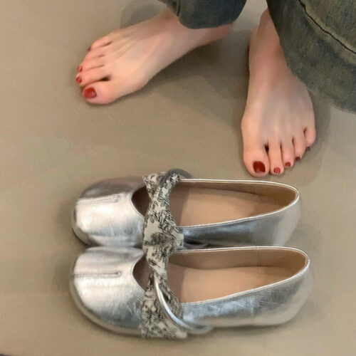 Alternative view of soft Mary Jane