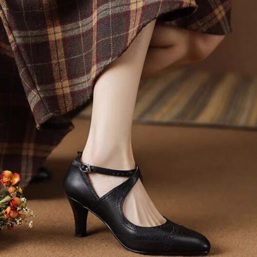 Alternative view of Brogue Style Vintage High-Heeled Cross-straps Mary Janes Heels