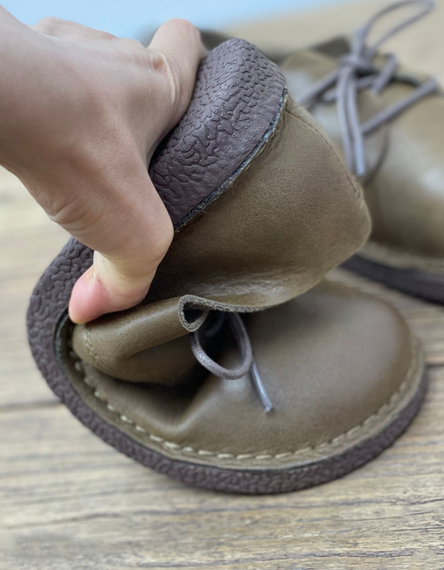 Soft Leather Comfortable Lace Up Retro Flat Shoes - Image 8