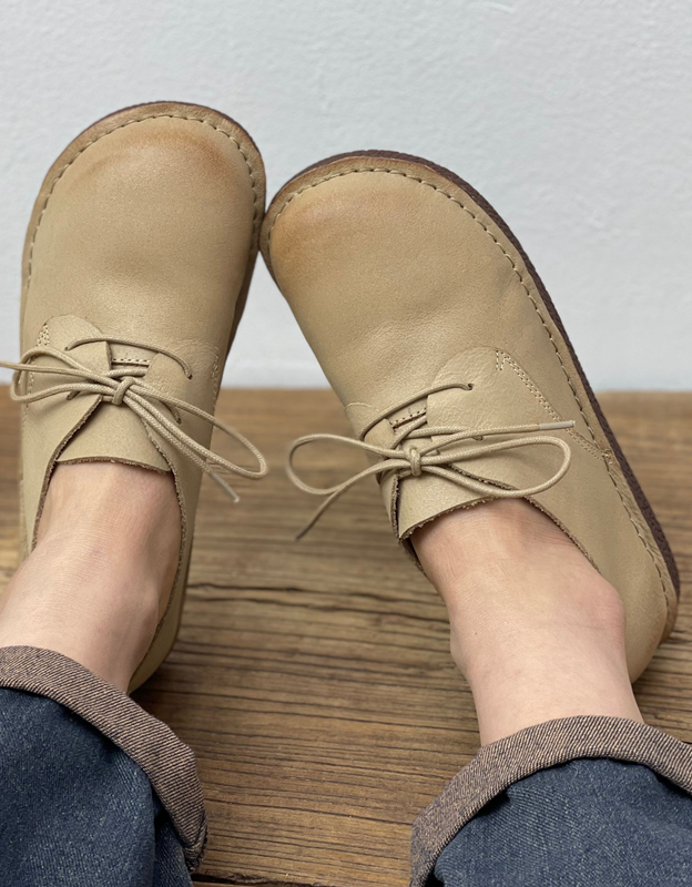 Soft Leather Comfortable Lace Up Retro Flat Shoes - Image 4